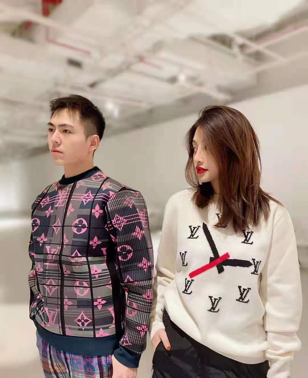  [LOUIS VUITTON] 루이비통 모노그램 자카드 스웨트 셔츠 맨투맨 티셔츠 1A8P0L