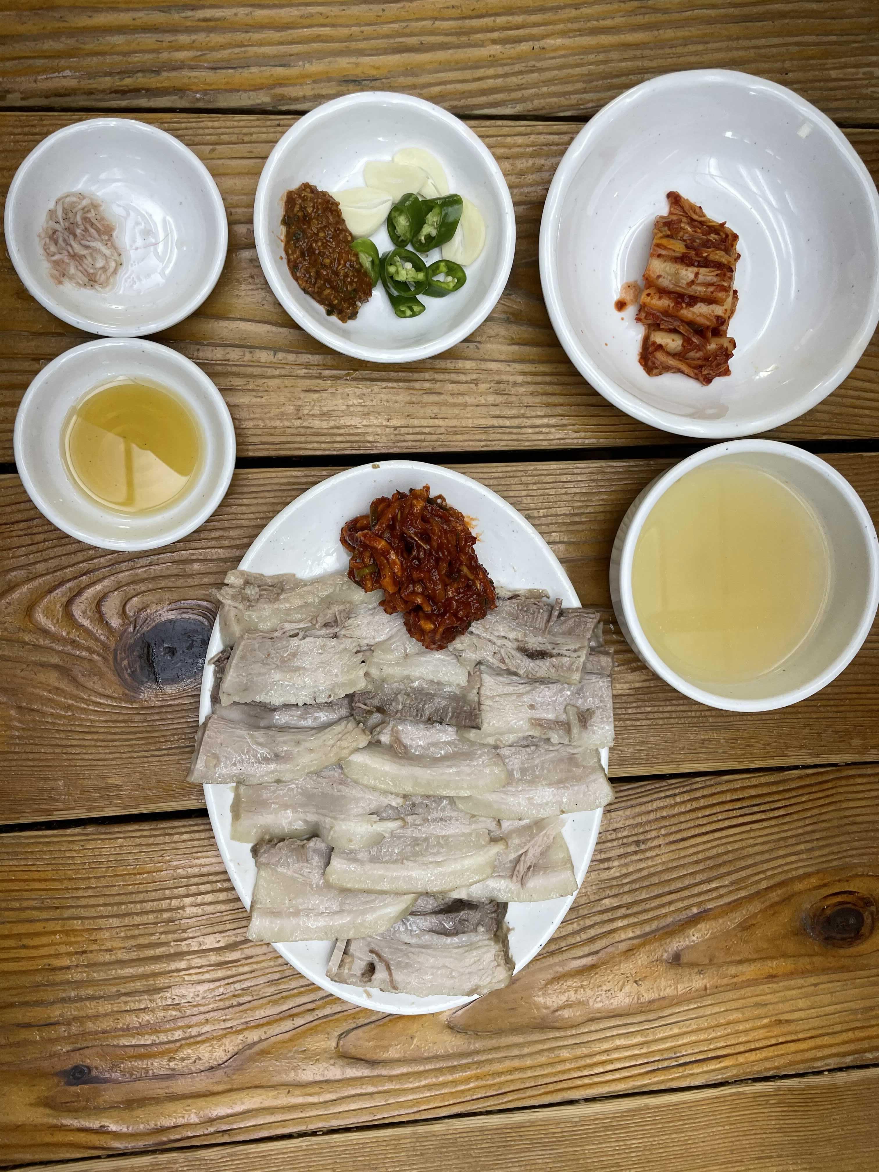  부산 막국수는 소문난주문진막국수 오리고기는 냉수탕가든