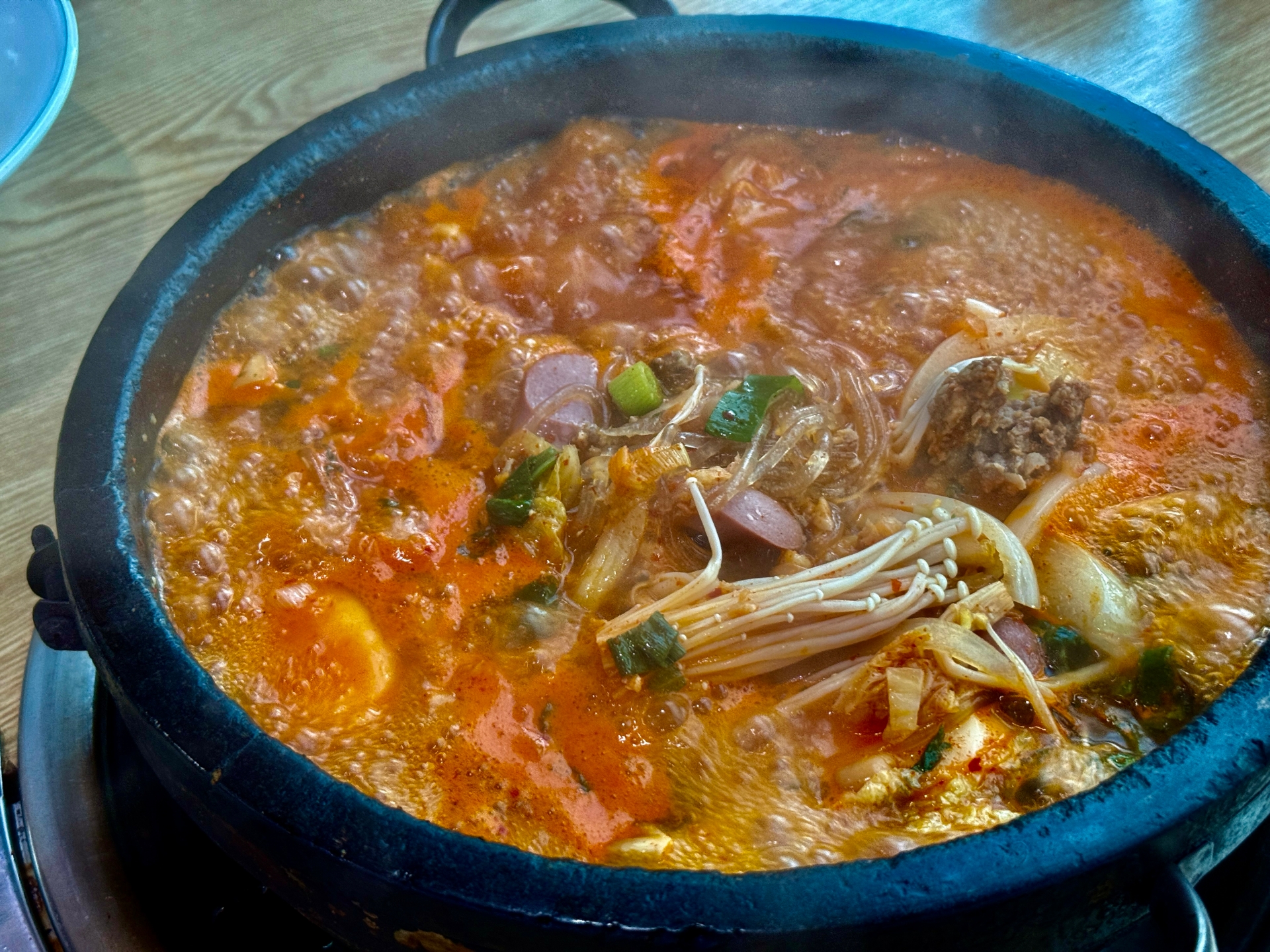 석기정 돌솥부대찌개 2