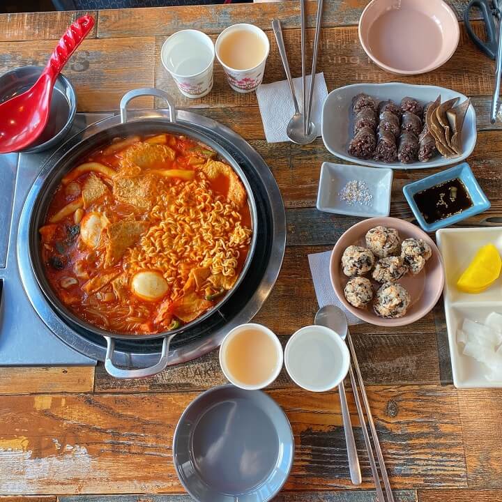 동그라미 떡볶이 음식사진