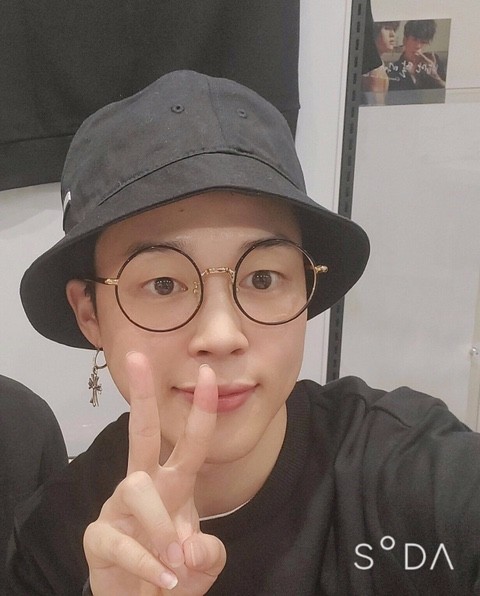  안경지민 모음