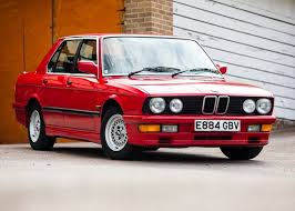BMW 520i 구형 레드