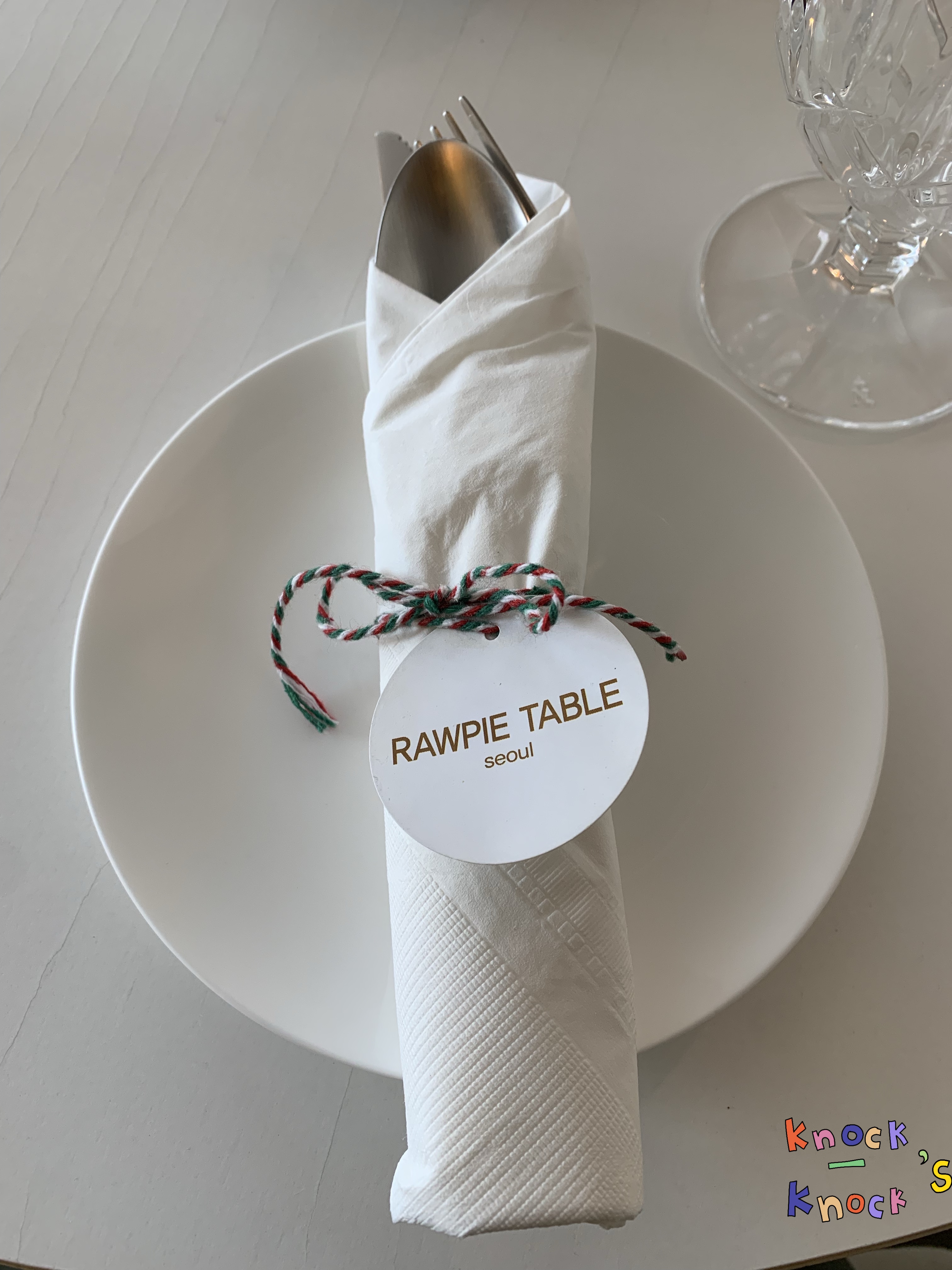 (낮은 케이크 테이블) 하... 내 인생의 뇨끼 맛집을 열겠다...! (결정했다) 1