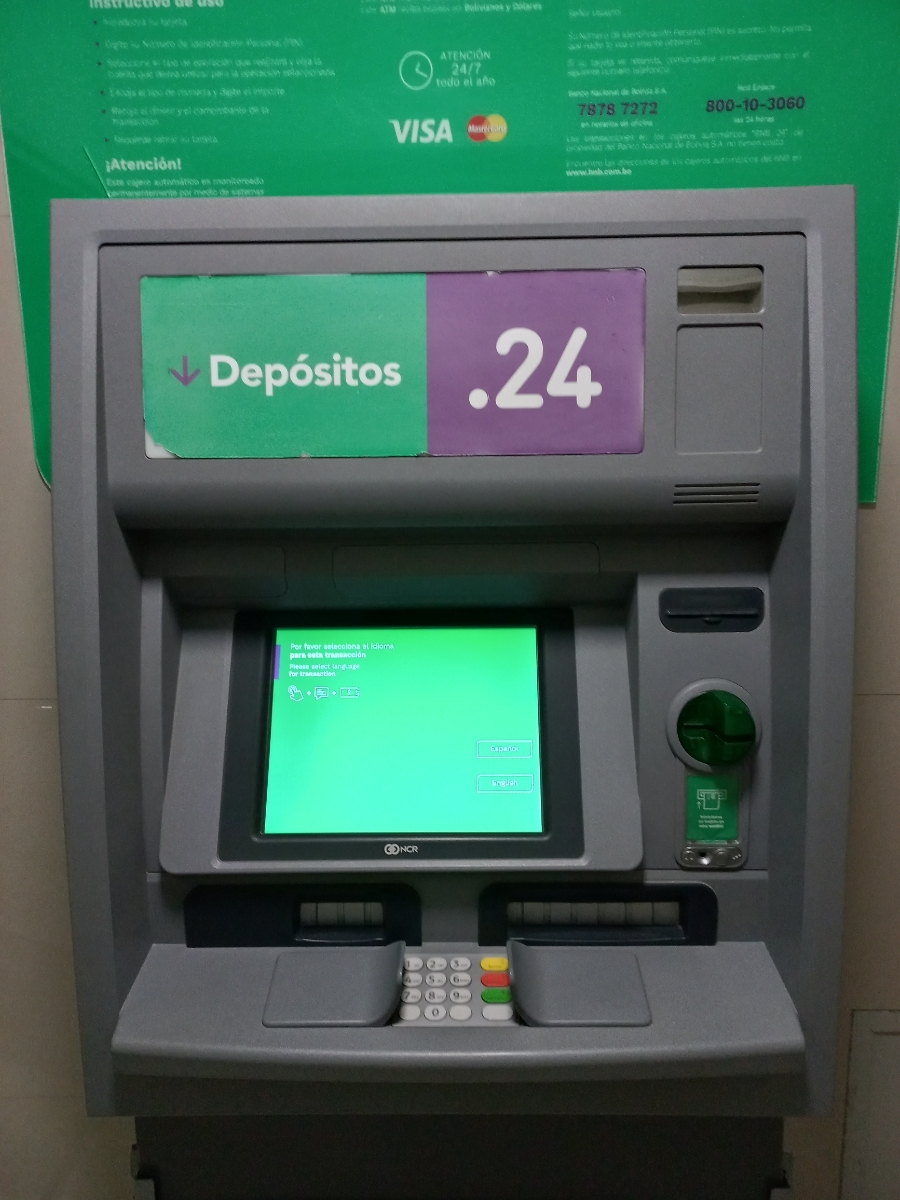 볼리비아 BNB 은행의 ATM 기계