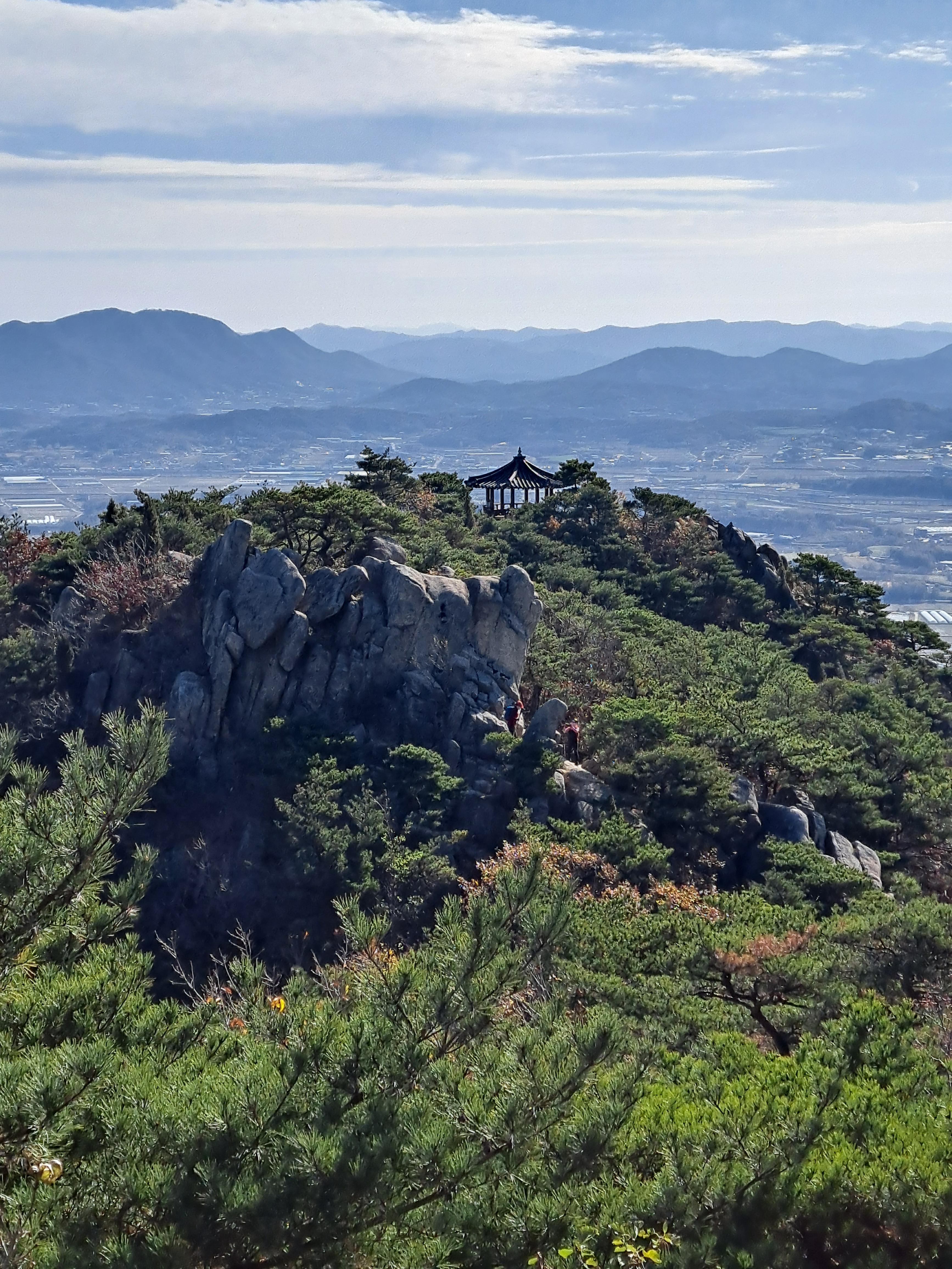 최영장군 활터에 있는 정자