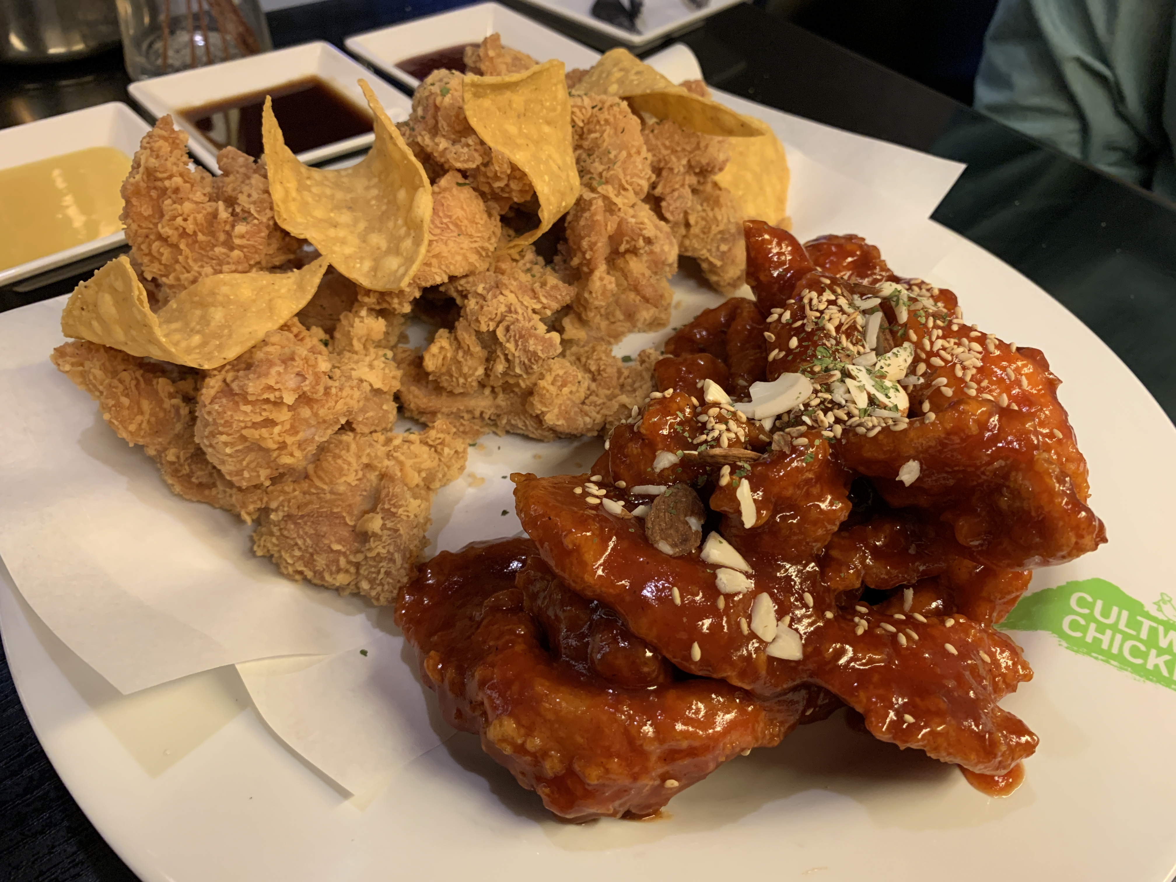 컬투치킨 순살 반반