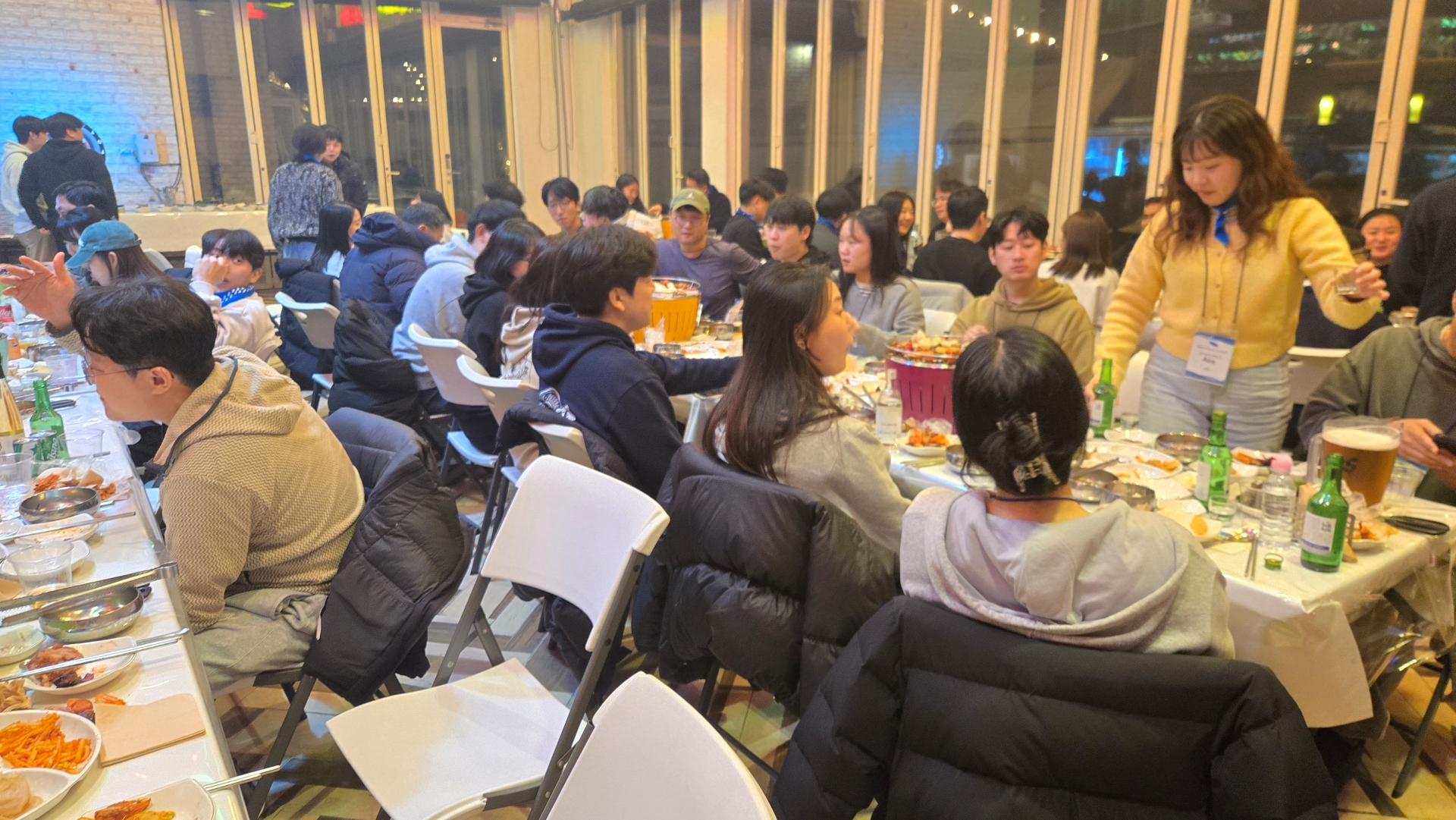 오늘 아이라 덕분에 더욱 좋은 분위기에서 함께 즐길 수 있었습니다.
