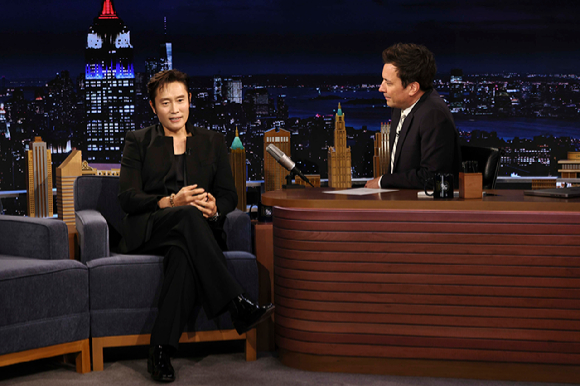 이병헌이 NBC 토크쇼 '더 투나잇 쇼 스타링 지미 팰런(The Tonight Show Starring Jimmy Fallon)'에 단독 출연했다. [사진=BH엔터테인먼트]