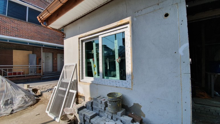 창호를 달았는데 시공업자를 14