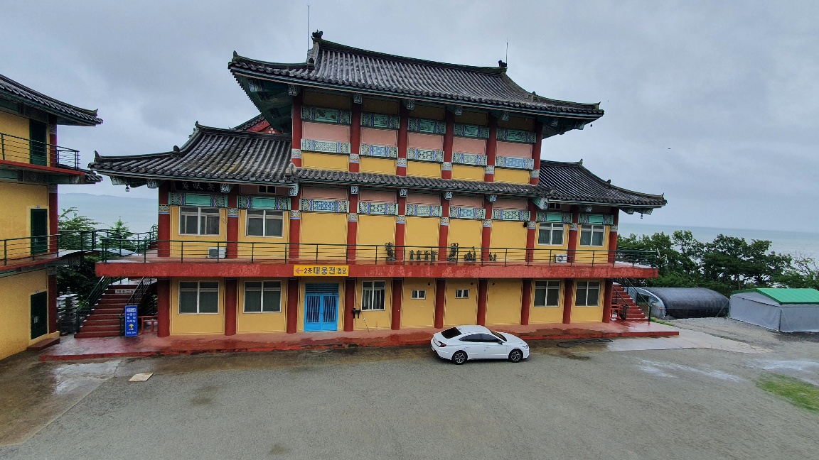 img.jpg