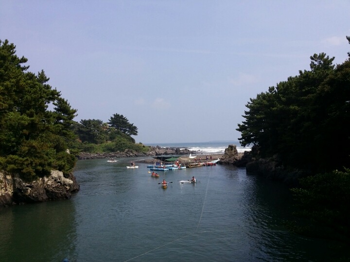  《사진 산책》경계는 늘 불분명합니다.