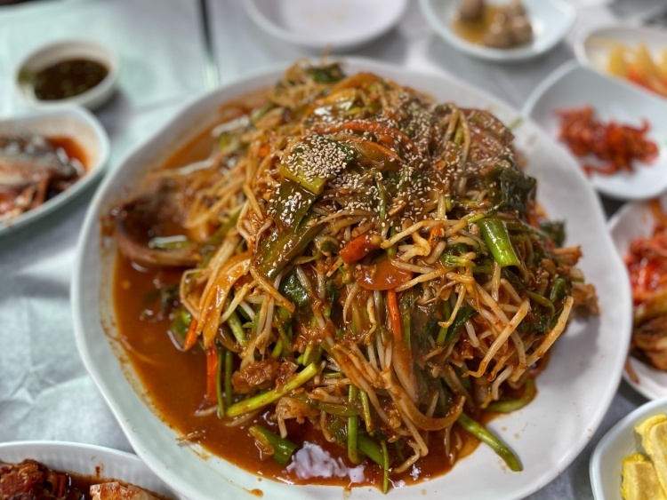 밥상과아구찜 이미지