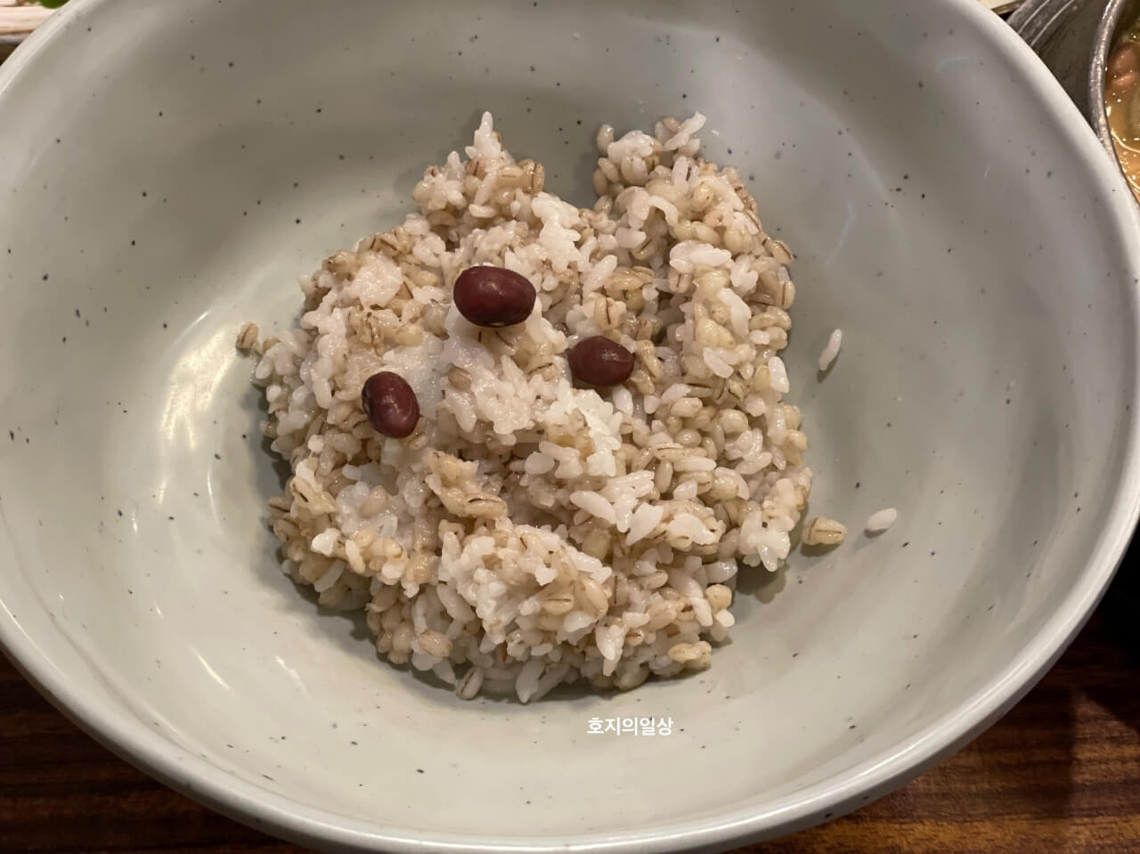 서초 교대역 맛집 마음은 콩밭에 - 기본 보리밥