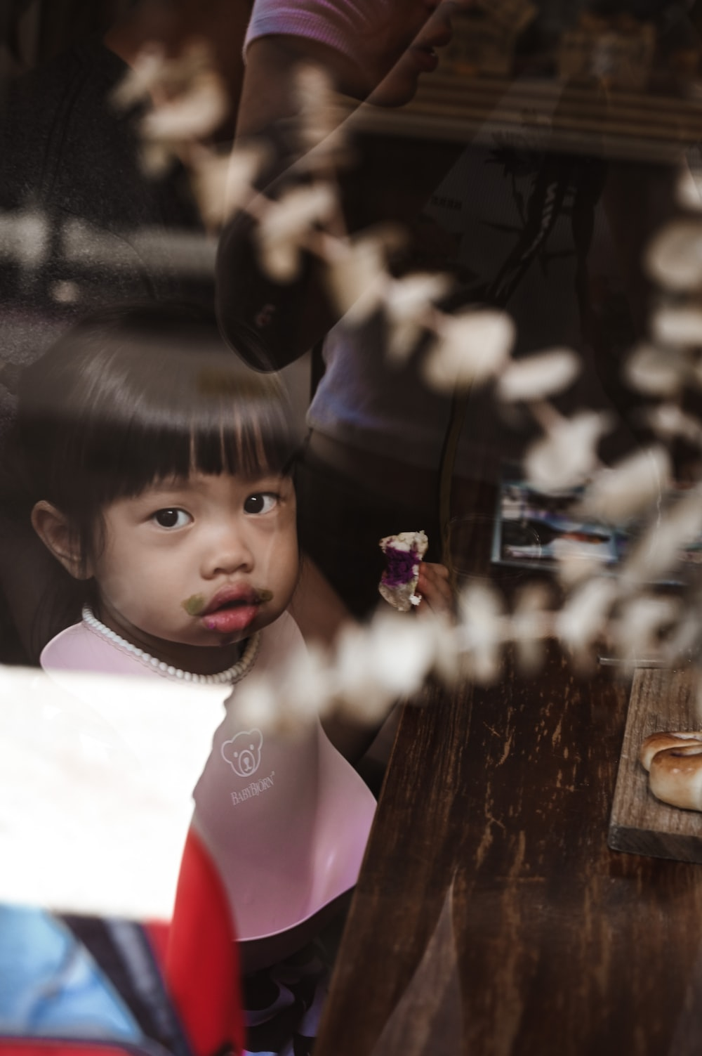  아기빵의 매력을 알려드리는 '아기빵 소개'와 함께, 다양한 동물들과 만나는 모두를 위한 '모두 알아보는 동물농장 빵'