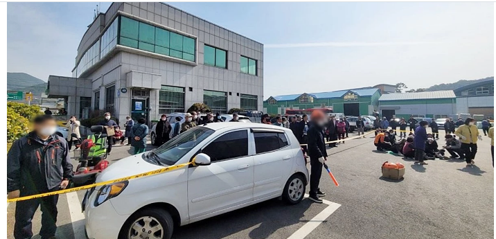  전북 순창 구림면 농협 1톤 트럭 참사  조합장 투표 인파와 충돌 15명 다쳐
