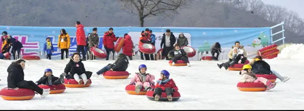 화천-산천어축제-눈썰매