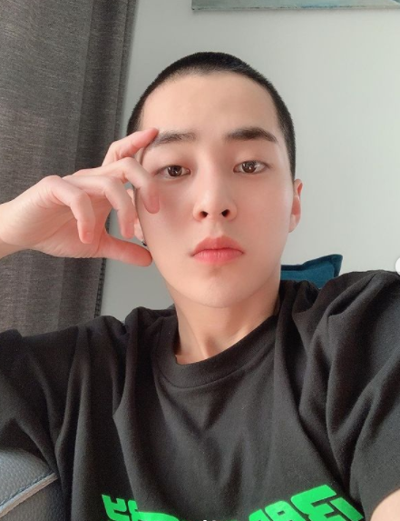  엑소 시우민 제대 전역 (+인스타 군필돌)