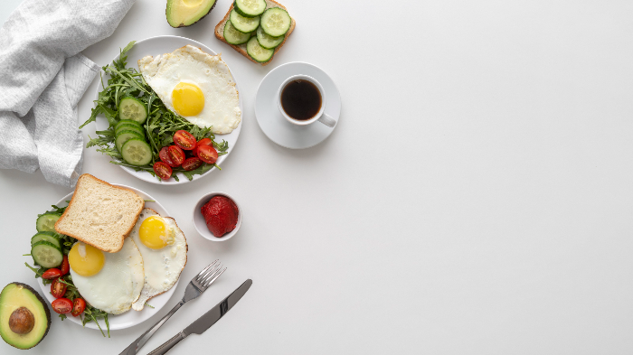 건강하고 균형 잡힌 아침 식사를 하는 것은 우리 몸에 놀라운 효과