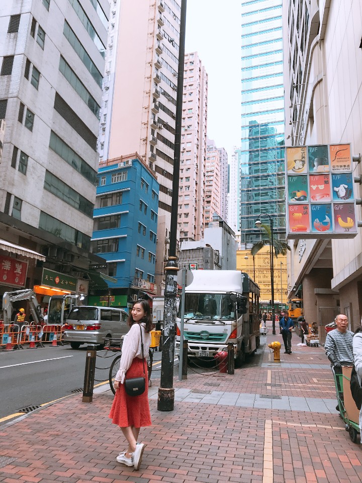 홍콩의 도심 한가운데에서 찍은 사진