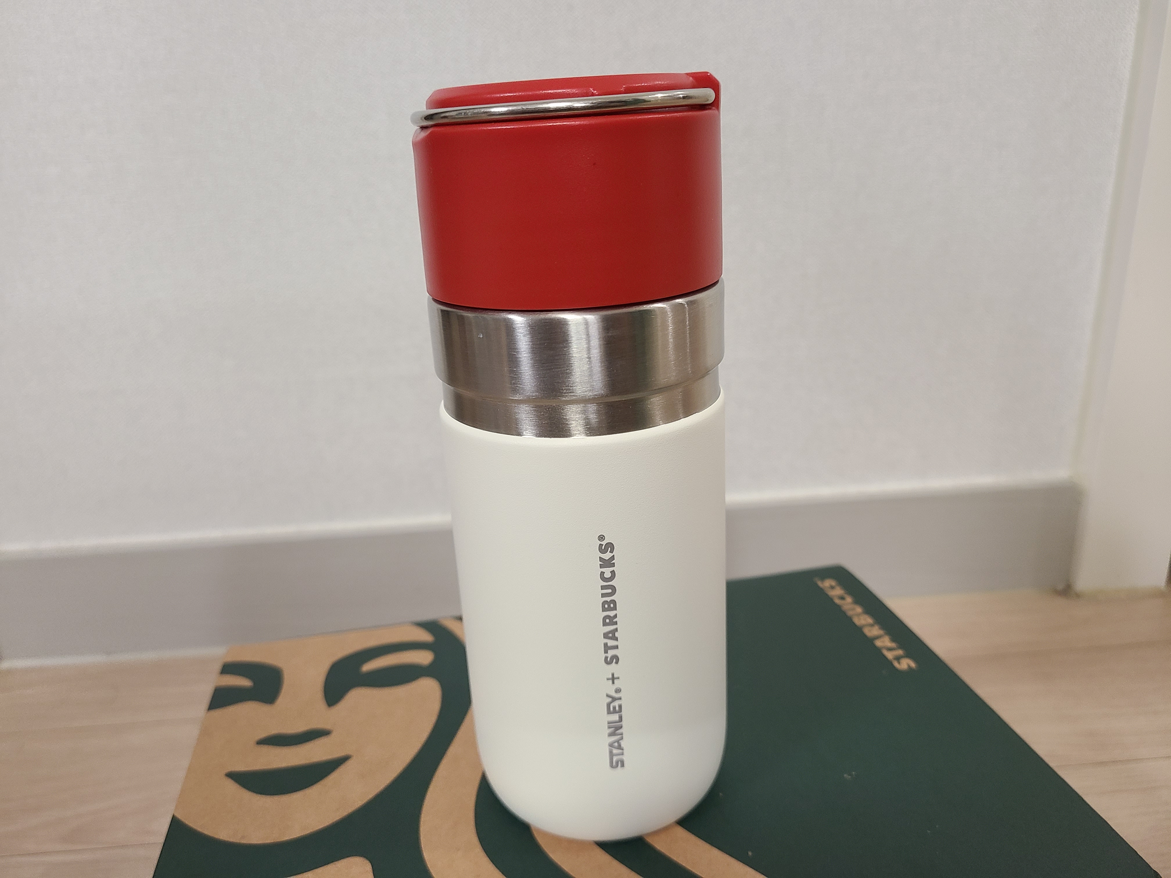  [스타벅스 보온병 추천] STARBUCKS x 스탠리 크리스마스 md 텀블러 보온병 후기