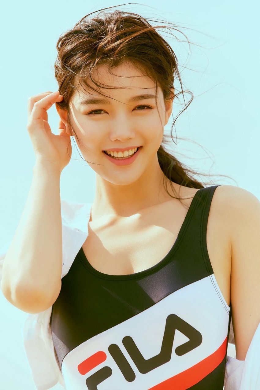  김유정 휠라 고화질 화보