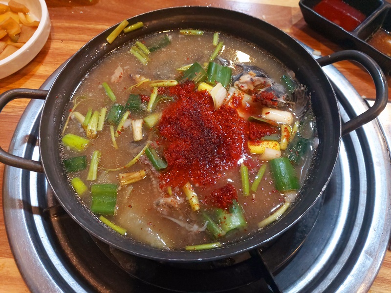 부산 광안리 맛집 행복식당 매운탕