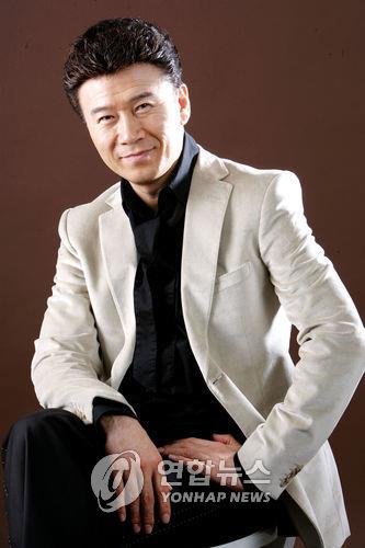 강진 프로필 나이 아내 김효선 고향 키 강진 프로필 나이 아내 김효선 고향 키