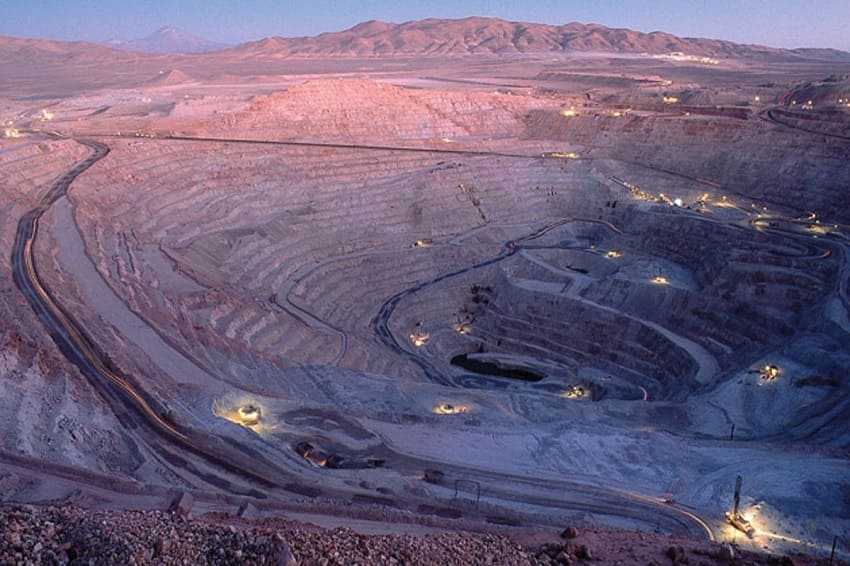  지금은 구리 전성시대...가치는 무궁무진 VIDEO: Inside Chile's Most Dangerous Copper Mines