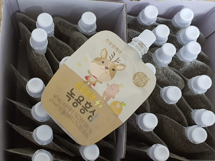 홍삼팩들-위에-있는-홍삼팩
