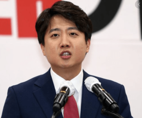  이준석 프로필 이준석 관련주 및 토론영상