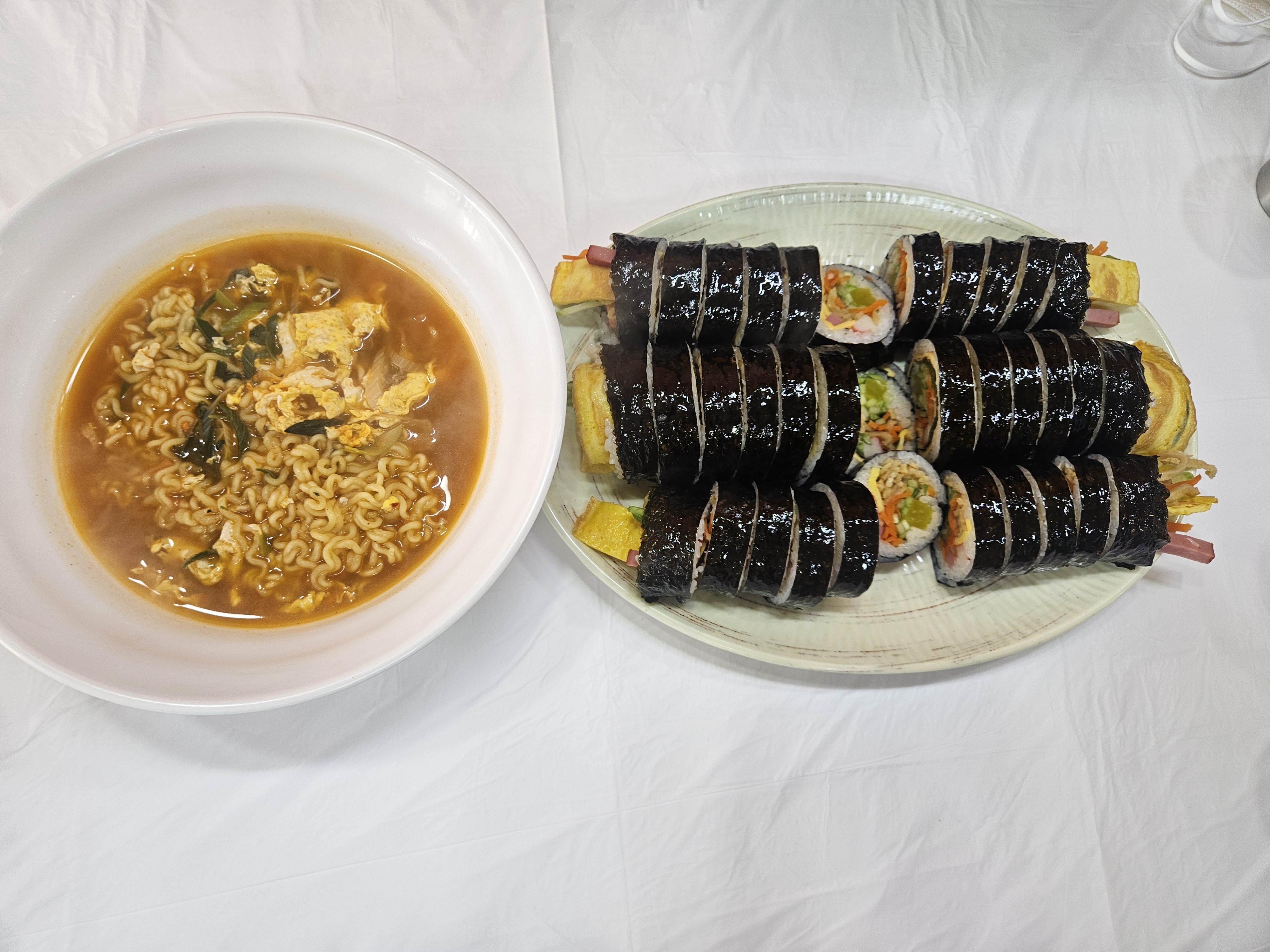 오로지김밥 이미지