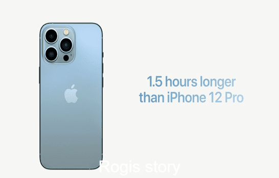 아이폰-13-프로가-전작-동일-모델보다-1.5시간-더-오래-사용할-수-있음을-해당-모델-오른쪽에-문구로-작성한-모습