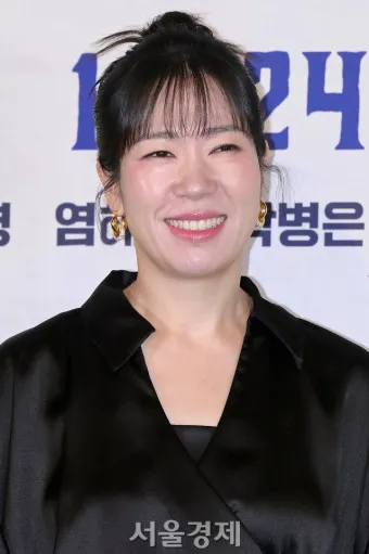 염혜란 프로필 남편 배우 나이 결혼_5