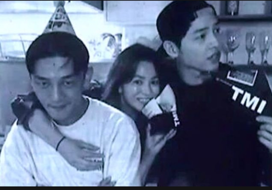  “네 덕분이야, 중기야”...송혜교, 재혼한 ‘영국 사위 송중기’에 완벽한 복수 성공했다