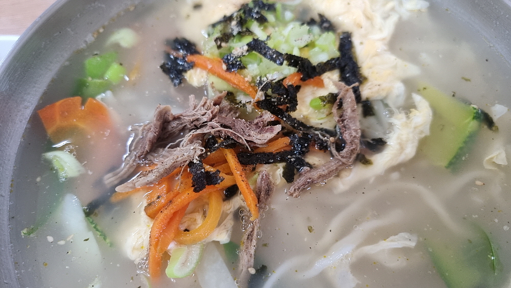 홍칼국수 이미지