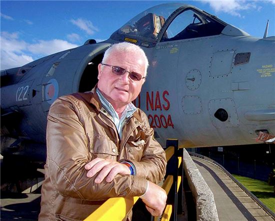 전동 휠 때문에 벼랑 끝에서 강으로 추락한 회장님 6