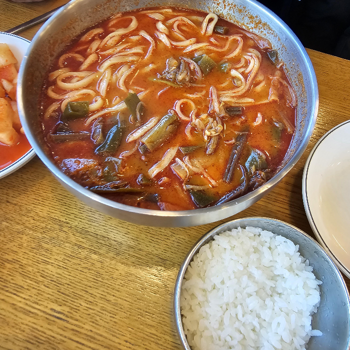  남양주 팔당 맛집 자꾸 생각나는 육개장칼국수 동동국수집