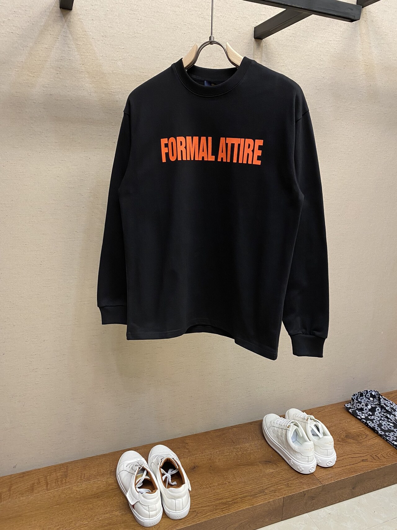  [LOUIS VUITTON] 루이비통 FORMAL ATTIRE 스웨트 셔츠 맨투맨 티셔츠