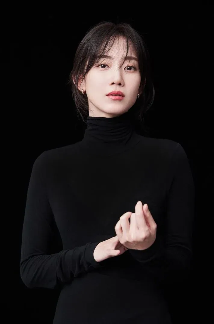 신현빈_프로필_이미지_나무위키