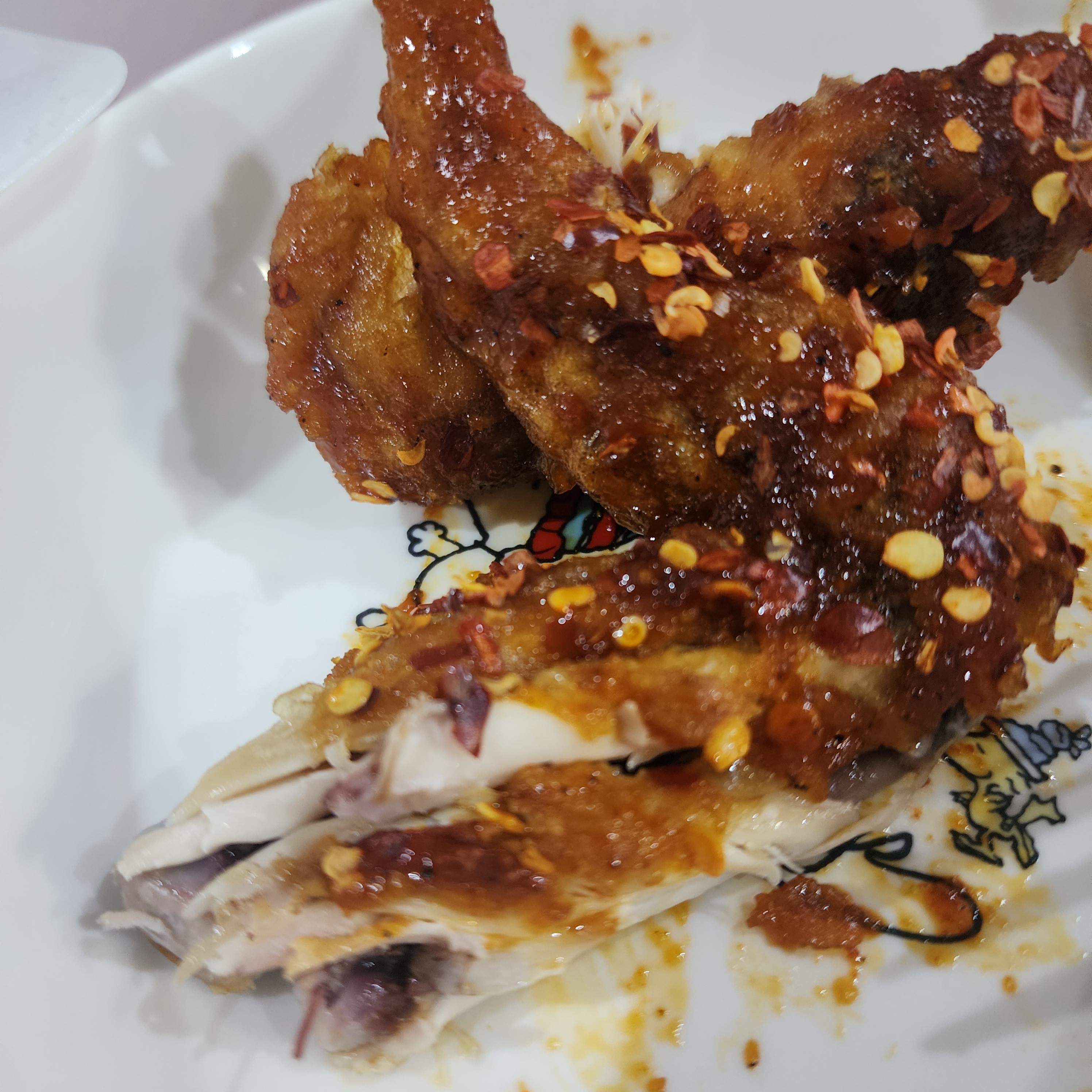 교촌치킨방콕점보윙을 먹어봤습니다. 8