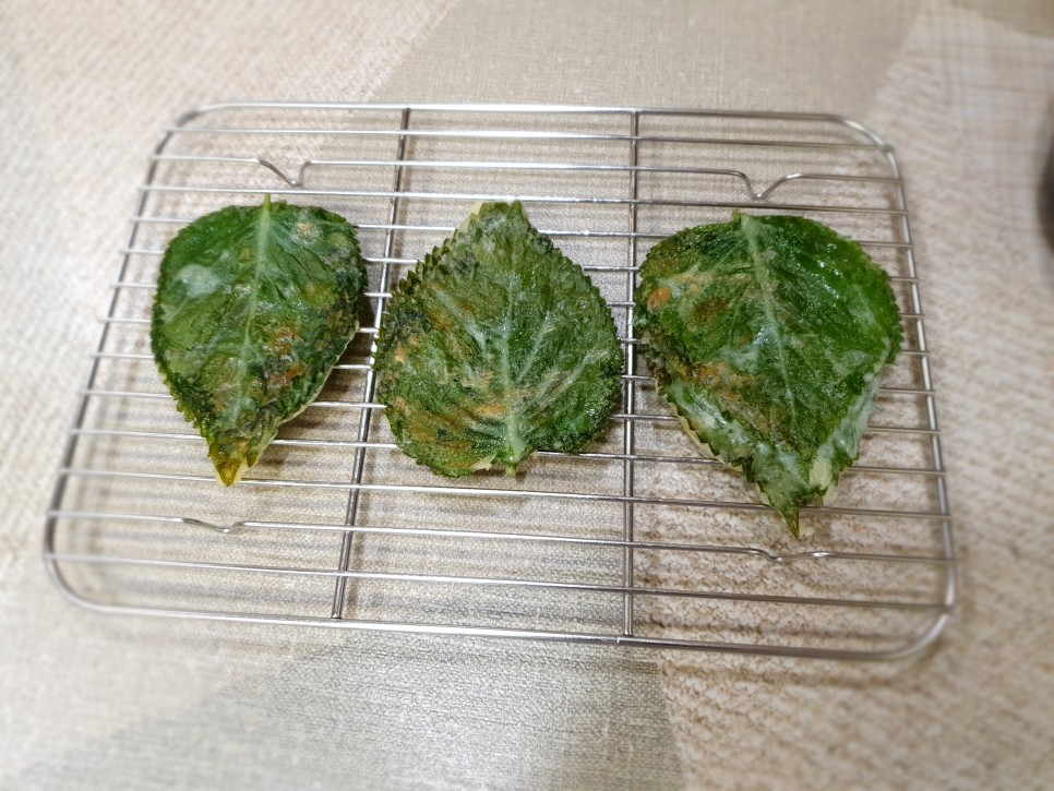 바삭바삭 정말 맛있어요 깻잎전 만드는 법 12