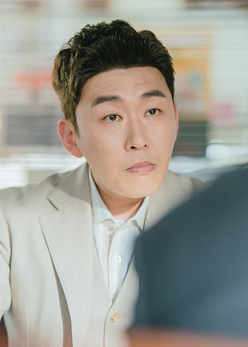 드라마 놀아주는 여자 등장인물