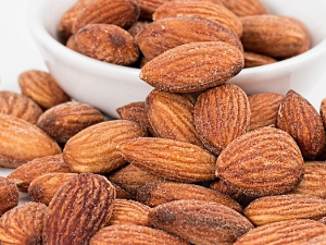  아몬드(Almond) 효능 및 먹는 방법