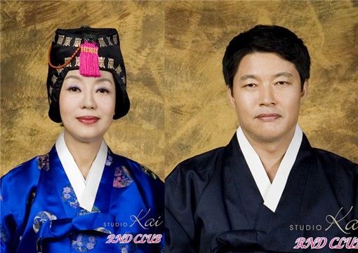  박근혜와 동생 박근령. 그리고 그녀의  남편 신동욱