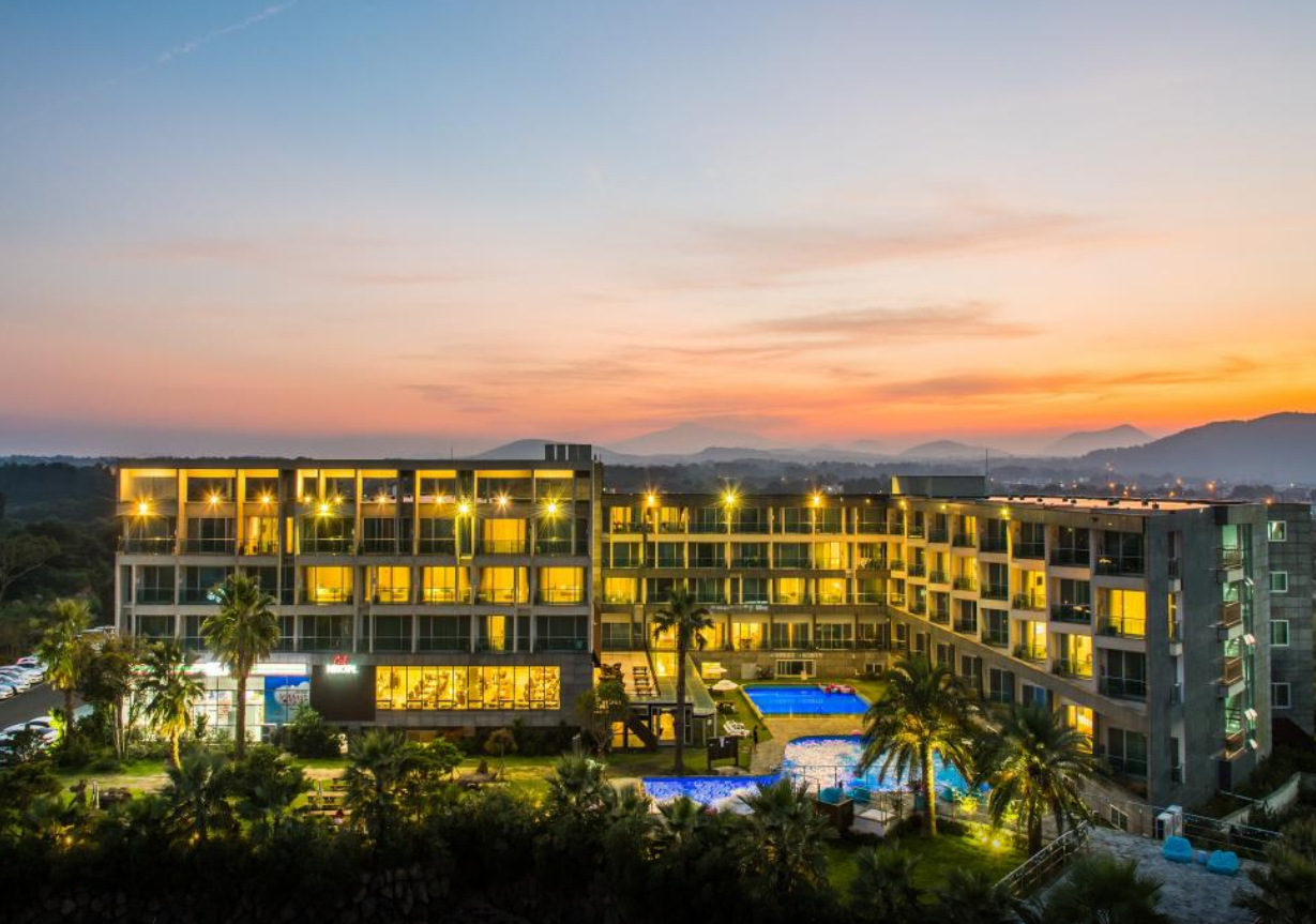  제주도호텔 // 제주 성산근처에 있는 가족여행에 좋은 더 포 그레이스 리조트 (The Four Graces Resort)