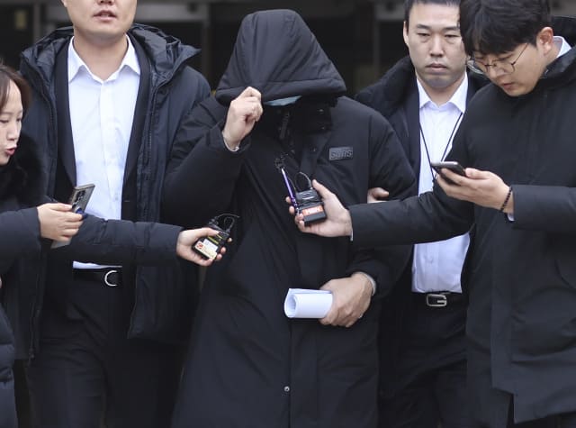 마약을 처방하고 성폭행한 의사