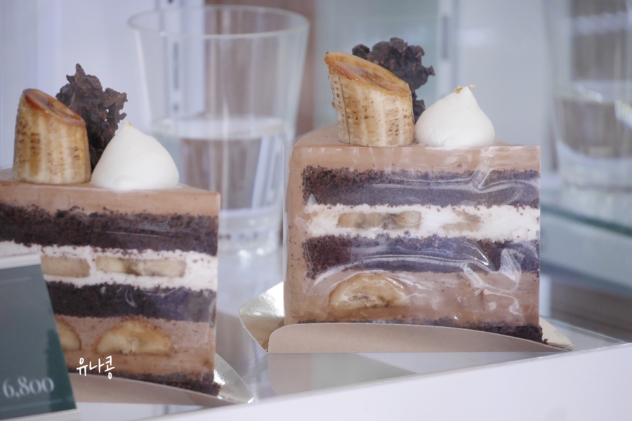 케이크(owa cake)에서 커피와 디저트 옥정 카페, 오와 3