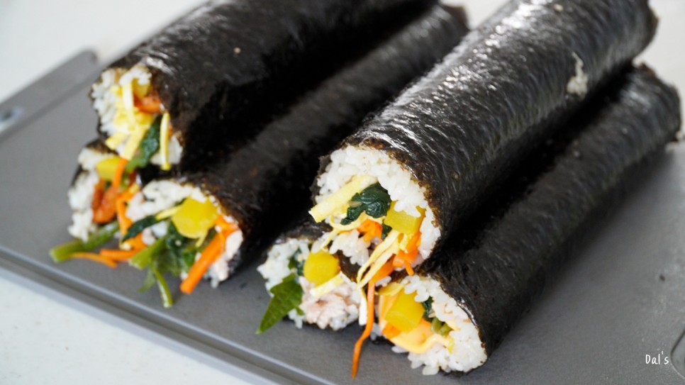밥 양념만 잘하면 엄지 척! 치즈 김밥 만들기 김밥 4