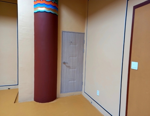 img.jpg