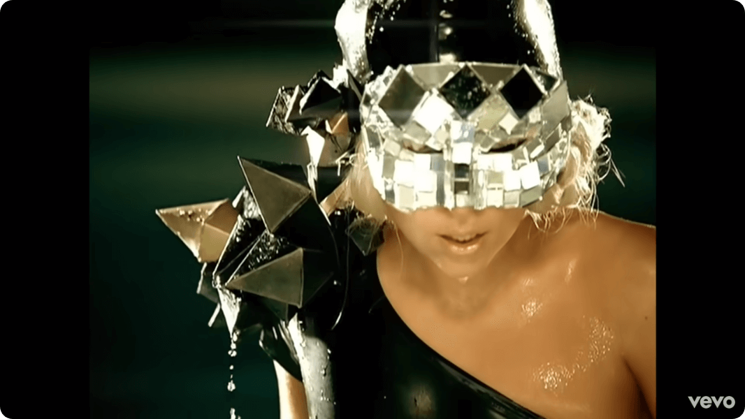 Poker Face 공식 MV
